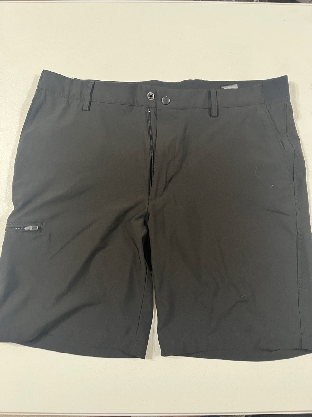 Greg Norman Collection Black Men's Cargo Shorts